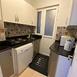 Modern Design, 3br,ac, 1 Min Walk From Taksim Square Istanbul
