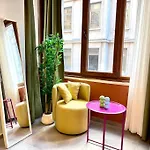 Modern Design, 3br,ac, 1 Min Walk From Taksim Square Apartment