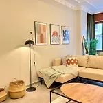 Modern Design, 3br,ac, 1 Min Walk From Taksim Square Apartamento Estambul