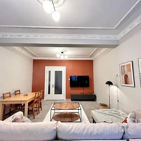 Apartmán Modern Design, 3br,ac, 1 Min Walk From Taksim Square *